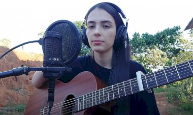 Aos amigos que me acompanharam